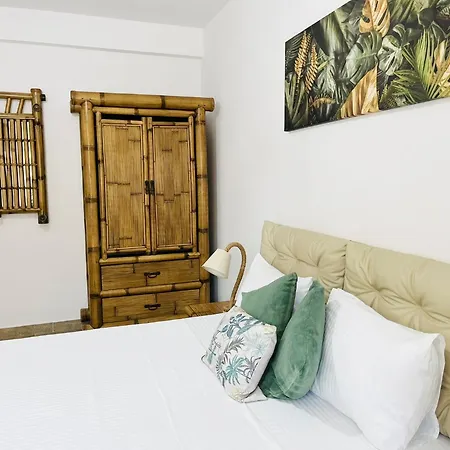 Divine Bamboo Makerel Apartment Apartman